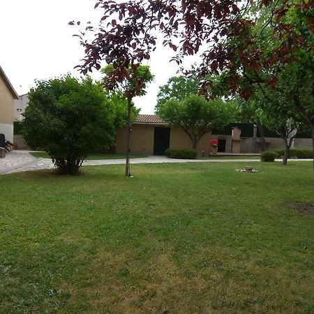 Casa Rural Las Tuyas En Segovia Palazuelos de Eresma Exterior foto